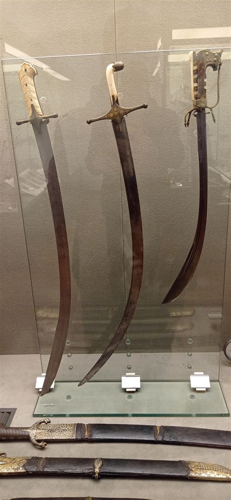 More pictures from the Medieval Museum of Bologna : r/SWORDS