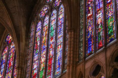 León Cathedral and its incredible Stained glass - Mapping Spain