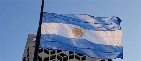 Flag of Argentina – Colors, Meaning, History