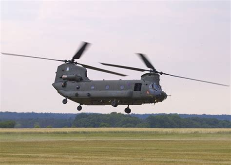 UK Military Helicopter Photos - RAF Chinook