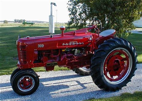 Farmall 300:picture # 1 , reviews, news, specs, buy car