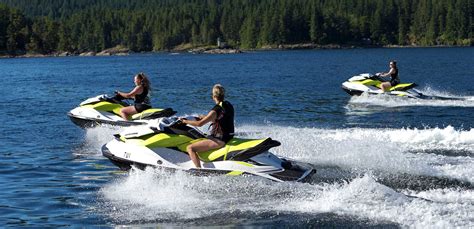 Jet Skiing – West Coast Wilderness Lodge