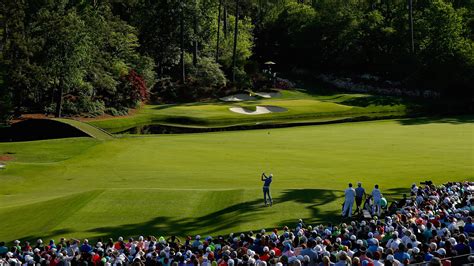 At the Masters’ 12th Hole, Shots Are Left Twisting in the Wind - The New York Times