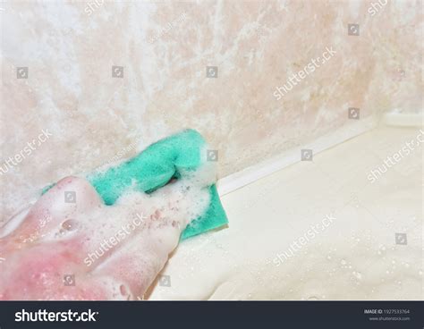 Sponge Detergent Foam While Cleaning Bathroom Stock Photo 1927533764 ...