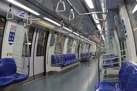 50 Singapore MRT Train Interior 2 (With images) | Coaching business, Recruitment, Singapore