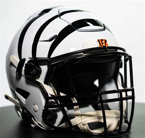 Cincinnati Bengals Unveil New Alternate White Helmet, ColorRush Jersey – SportsLogos.Net News