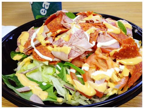 Subway's Italian Trio Salad Review | Salad, Low carb recipes, Food