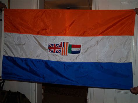 Unusual Items - OLD SOUTH AFRICAN FLAG IN EXCELLENT CONDITION - FULL ...