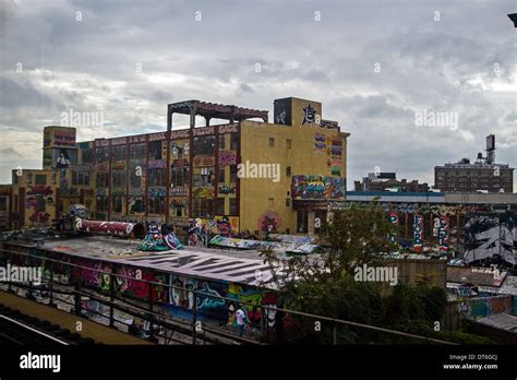 Slums new york hi-res stock photography and images - Alamy