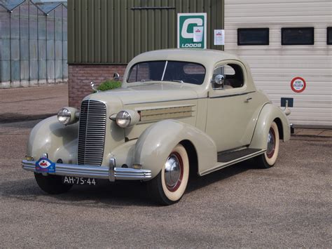 1936 Cadillac Series 75 - Information and photos - MOMENTcar