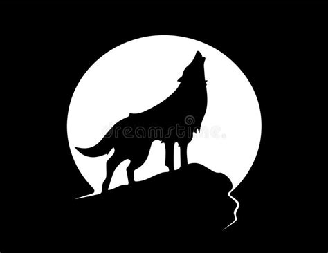 Wolf Howling At The Moon Black And White