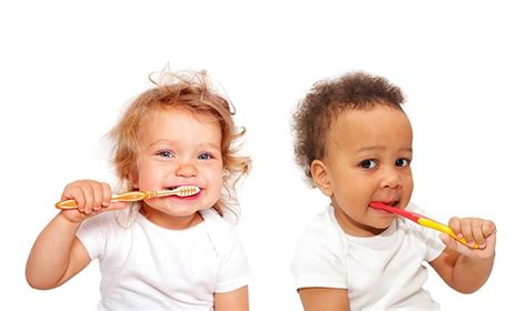 Why you should teach kids oral hygiene at an early age