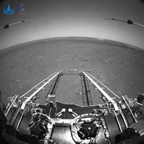 China on Mars: Zhurong rover returns first pictures | TheWyco