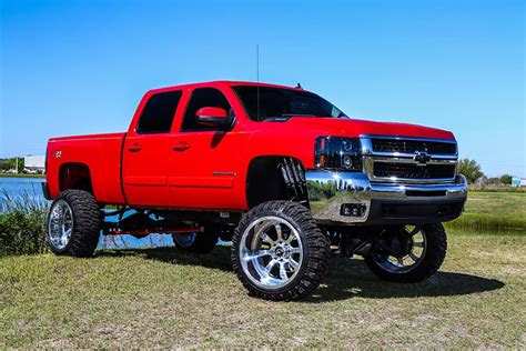 Chevy Silverado Z71 4x4 Lifted For Sale