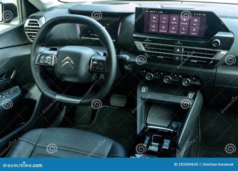 Citroen C4X editorial image. Image of door, design, interior - 292509635