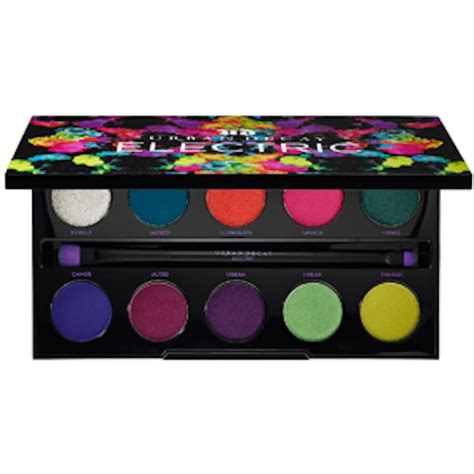 These Are The Best-Selling Eye-Shadow Palettes At Sephora