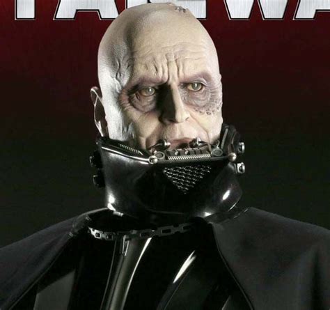 SideshowDarth Vader Reveal Bust | Darth vader face, Photoshop battle ...