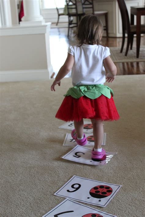 Playing House: Ladybug Counting (Printable)