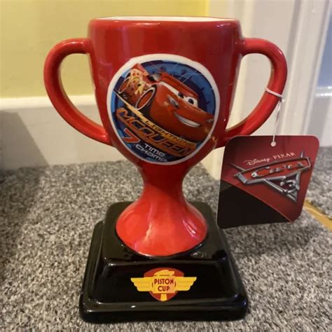 Disney Pixar Cars Lightning Mcqueen W Piston Cup Trophy Metal Series ...