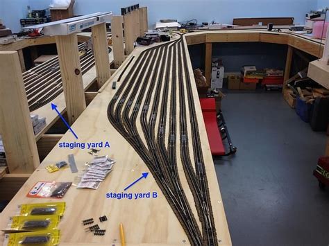 ATSF Paradigm Division (N-scale) - Staging Yards | Model Railroad ...