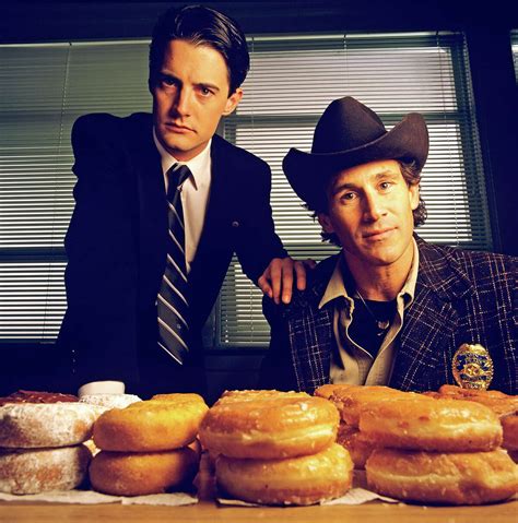 'Twin Peaks' returns: Where is original cast now?