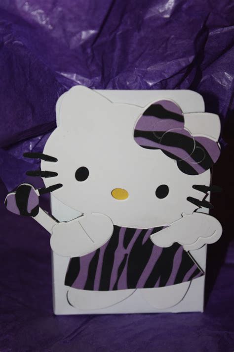 Krafty Mama of 5: Hello Kitty Party Favors :)