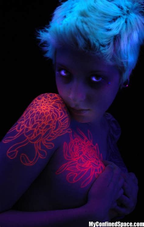 Fluorescent Tattoo Designs| Pictures| Crazy Tattoos