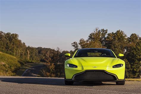 2018 Aston Martin Vantage Specs & Photos - autoevolution