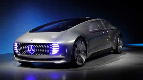 Mercedes-Benz unveils futuristic car at CES