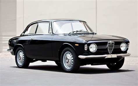 1968 Alfa Romeo Giulia Sprint GT Veloce | Gooding & Company