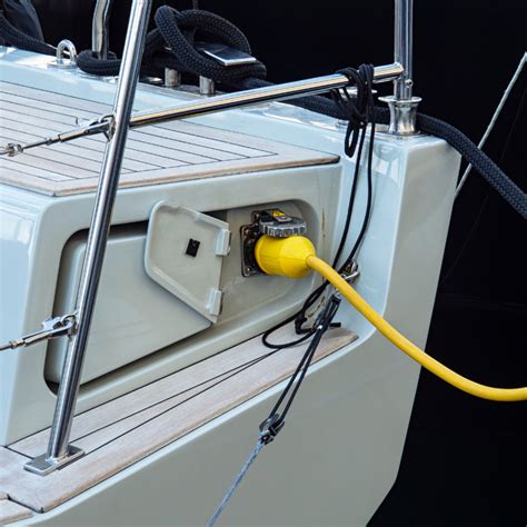 Electric boat motor: Should you make the switch? — DECKEE