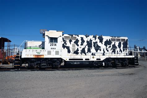 Ten unusual locomotive paint schemes in North America - Trains