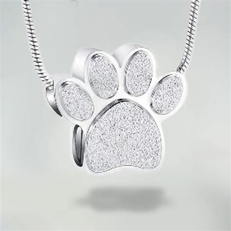 Pet Memorial Gifts | Pet Urns, Custom Jewelry, and Other Keepsakes