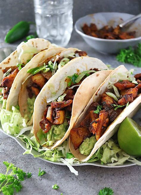 Easy Vegan Jackfruit Tacos Recipe - Savory Spin