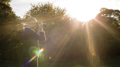 Sunbursts and starbursts: shoot stunning sun flare photography ...