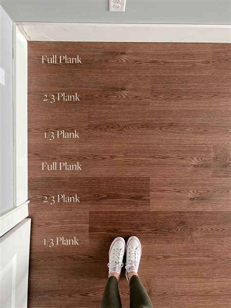 How To Stagger Vinyl Tile Flooring | Viewfloor.co