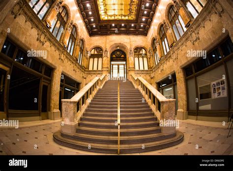 Chrysler building interior hi-res stock photography and images - Alamy