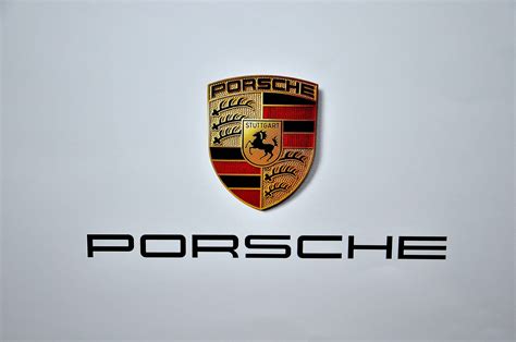 Porsche Logo Wallpaper