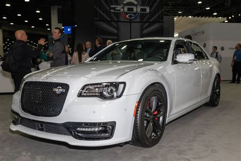 Chrysler CEO Confirms That The 2023 Chrysler 300C Limited, 40% OFF