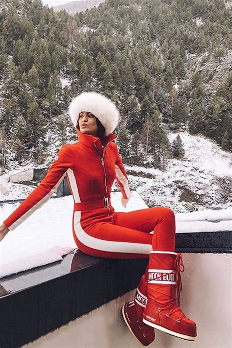 13 Very Chic Ski Outfit Ideas For Stylish Women - Hello Bombshell! | Kayak kıyafeti, Kayak ...