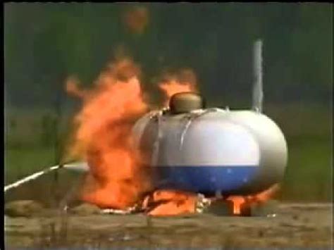 1900 Liter (500 Gal.) Propane Tank Explosion | Rebrn.com