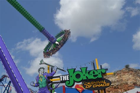 JOKER™: Carnival of Chaos - Six Flags Fiesta Texas