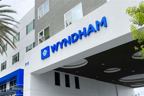 Wyndham Anaheim Hotel Review 2