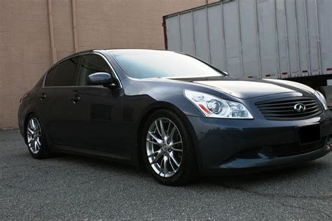 Infiniti G35 Sedan Photos and Specs. Photo: Infiniti G35 Sedan review ...