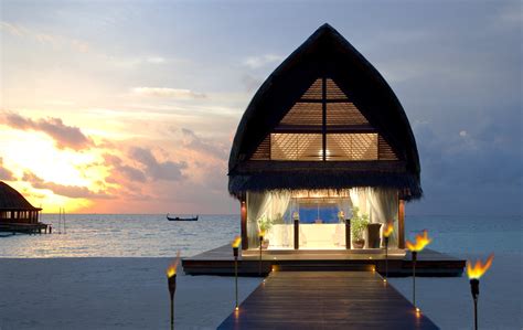 1920x1080 resolution | Tiki hut during sunset on seashore HD wallpaper | Wallpaper Flare