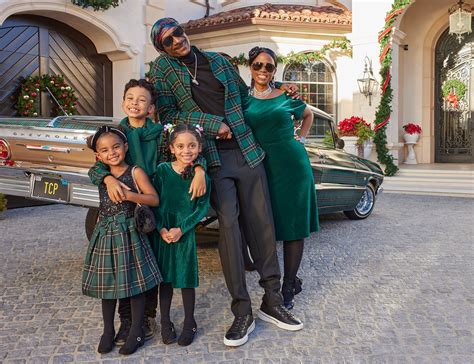 Snoop Dogg And His Family Star In The Children's Place Holiday Campaign ...