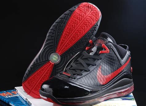 Nike Air Max Lebron 7 - Nike Air Max Lebron 7 Sneakers, Nike Air Max Lebron 7 Basketball Shoes ...