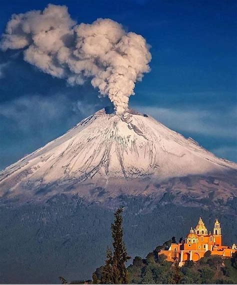 Popocatépetl Volcano, Morelos-Puebla, Mexico | Beautiful photos of nature, Popocatépetl volcano ...