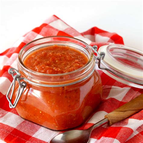 Copycat Pizzeria Pizza Sauce Recipe • Food, Folks and Fun