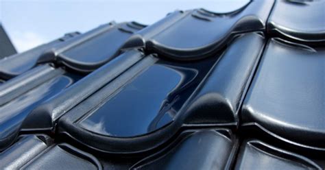 Solar roof tile: the elegant source of power - FlexSol Solutions